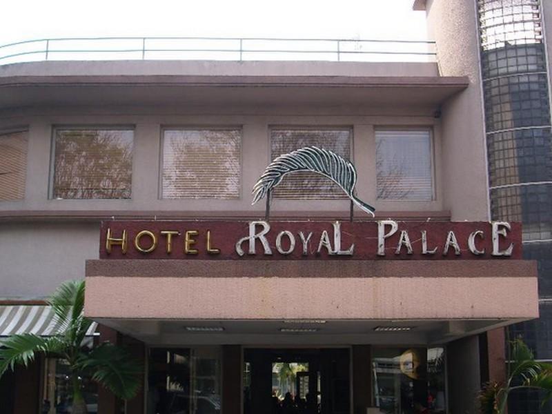 Hotel Royal Palace Bandung Eksteriør billede