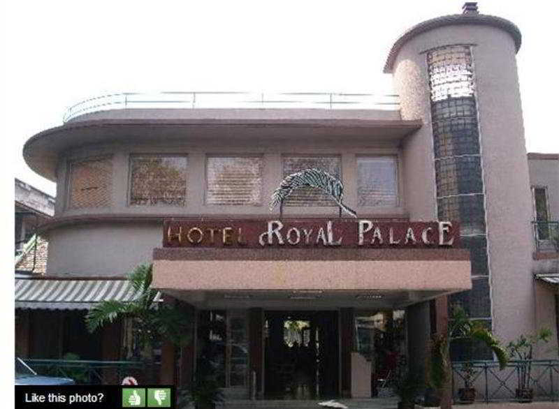 Hotel Royal Palace Bandung Eksteriør billede